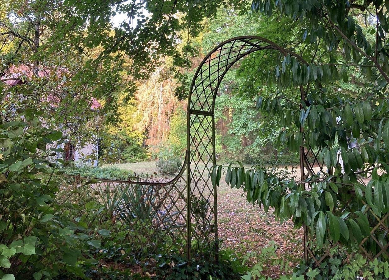 Meunet-PlanchesParc De Lesseps住宿加早餐旅馆 外观 照片